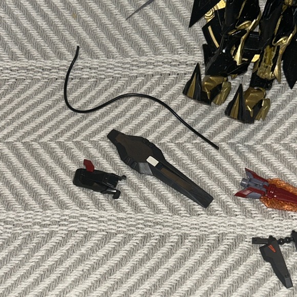 *USED*‎ BANDAI HG Gundam Astray Gold Frame Amatsu D3 - Picture 3 of 5